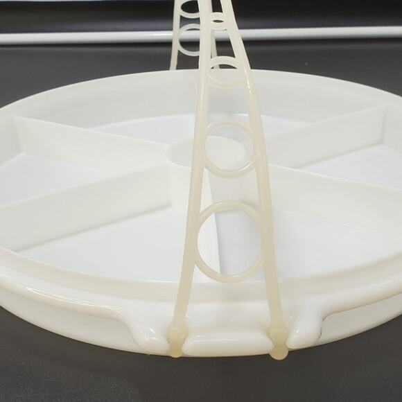 Tupperware #405-9 Sheer Divided Party Tray w/ Clear Seal Lid & Handle ~ 12 Inch - Picture 4 of 6